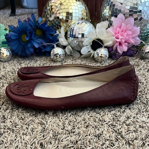Michael Kors Women's Burgundy Flats - Picture 7 of 9
